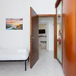 Milan Cosy Apartment - Urban Comfort